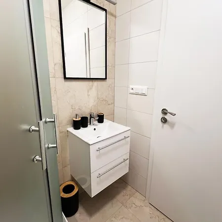 Apartment V Centre